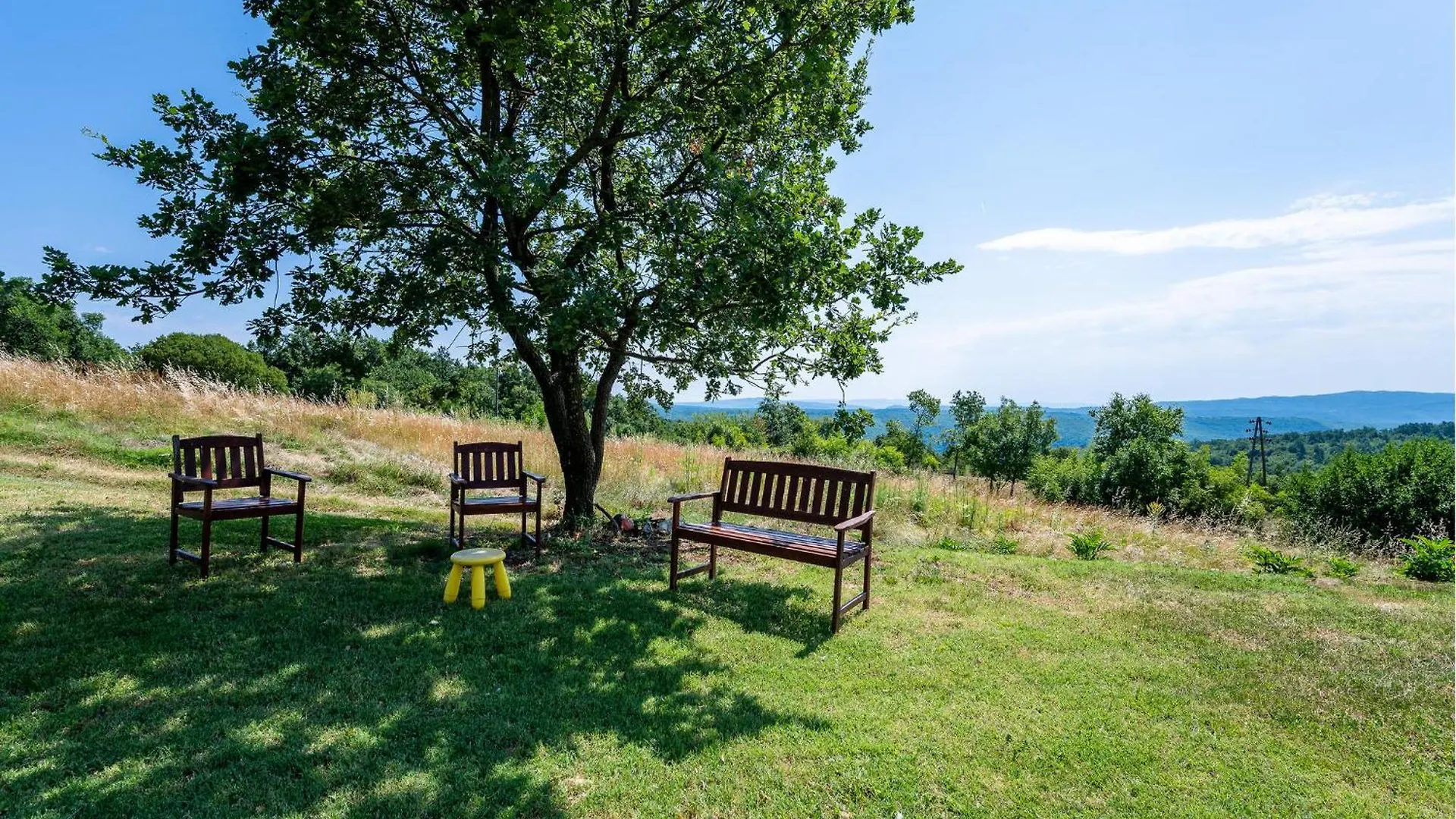 3 Bedroom Cozy Home In Koromani Feriehus